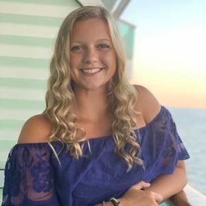 Meet your Posher, Lexi